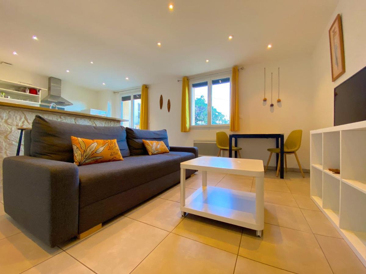 Apartment T2 Au Centre Avec Espace Exterieur Ajaccio (Corsica)